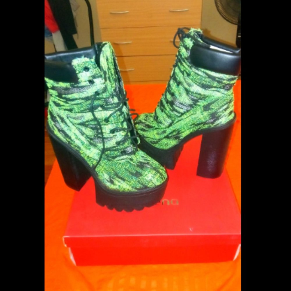 Platform Heel Shoes